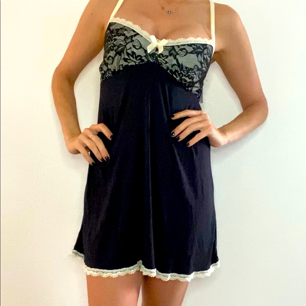 Jessica Simpson lingerie